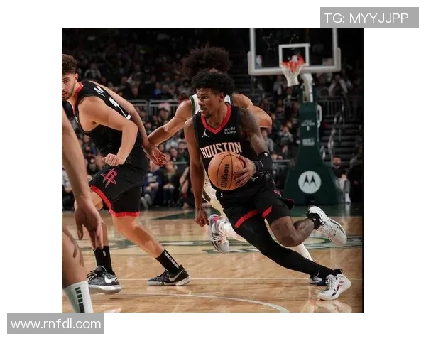 2014年火箭对阵雄鹿精彩比赛录像回放全程回顾与分析 2014年火箭对阵雄鹿精彩比赛录像回放全程回顾与分析