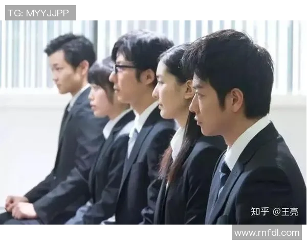 图圣马丁与防御正义的较量探讨社会公正与道德责任的深层关系
