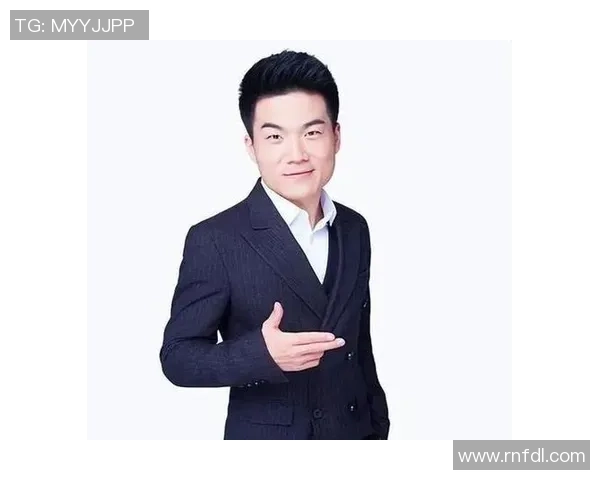 张昊的成长之路：从平凡少年到篮球场上的璀璨明星