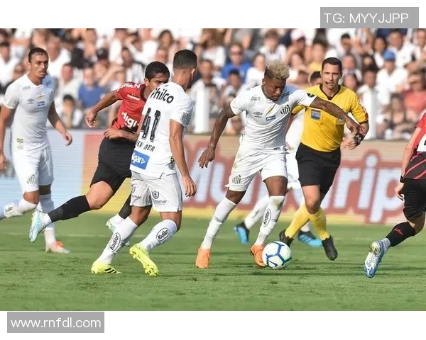 福塔雷与弗拉门戈激战正酣谁能在这场对决中笑到最后 福塔雷与弗拉门戈激战正酣谁能在这场对决中笑到最后